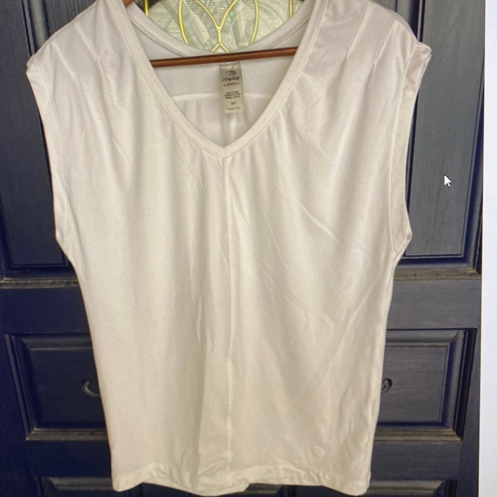 MPG Monoetta Performance Gear Top SP White Y2K Hit Layer Fresh
